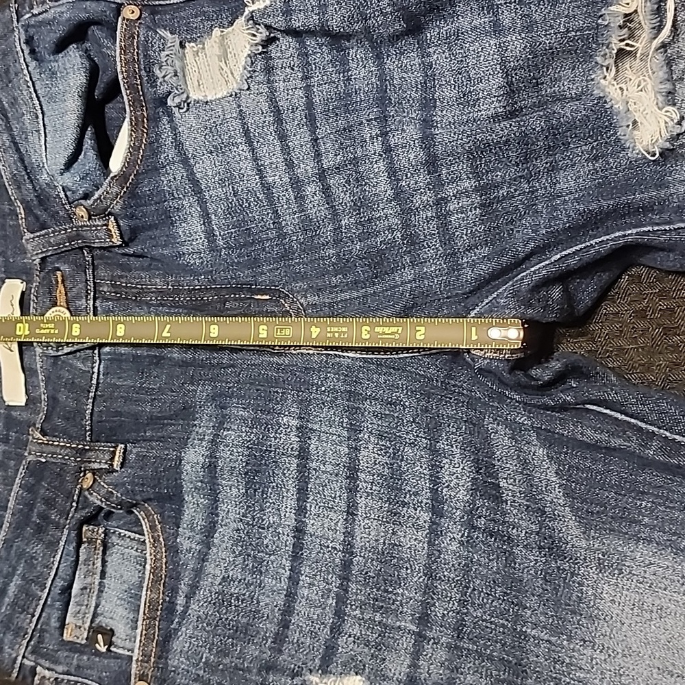 Women's Distressed Skinny Jeans - Dark Blue - Picture 7 of 10